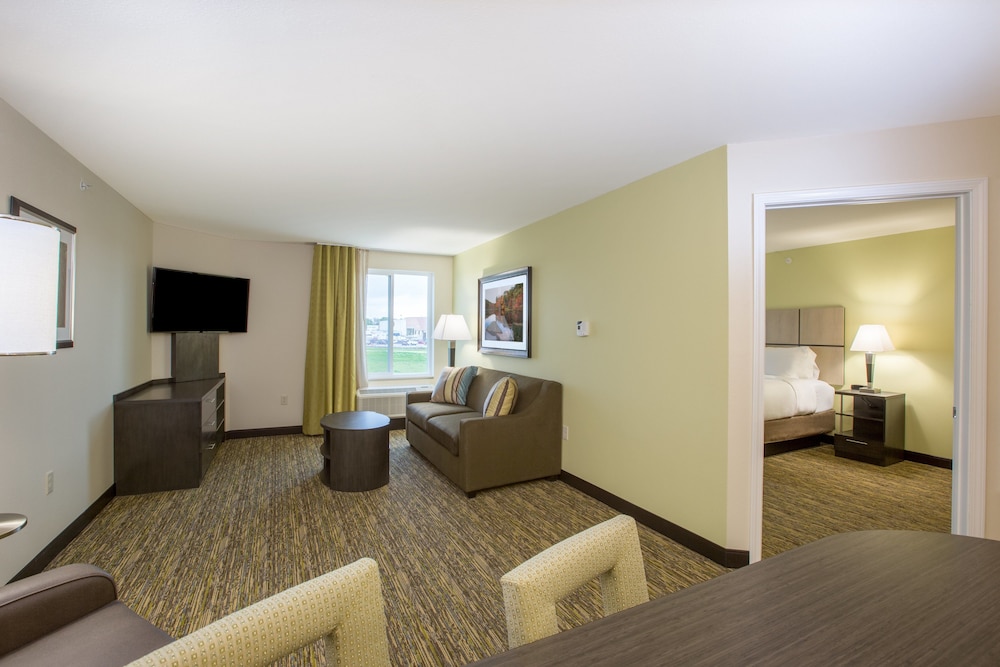 Candlewood Suites Omaha Millard Area by IHG - photo 11
