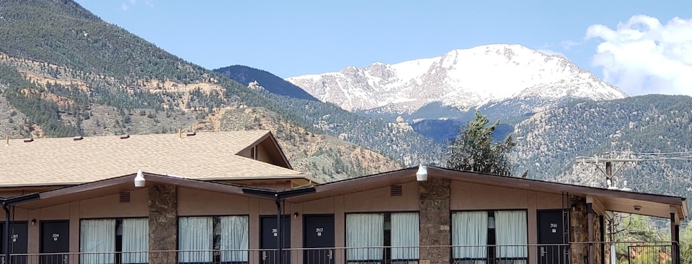 Silver Saddle Motel - photo 38