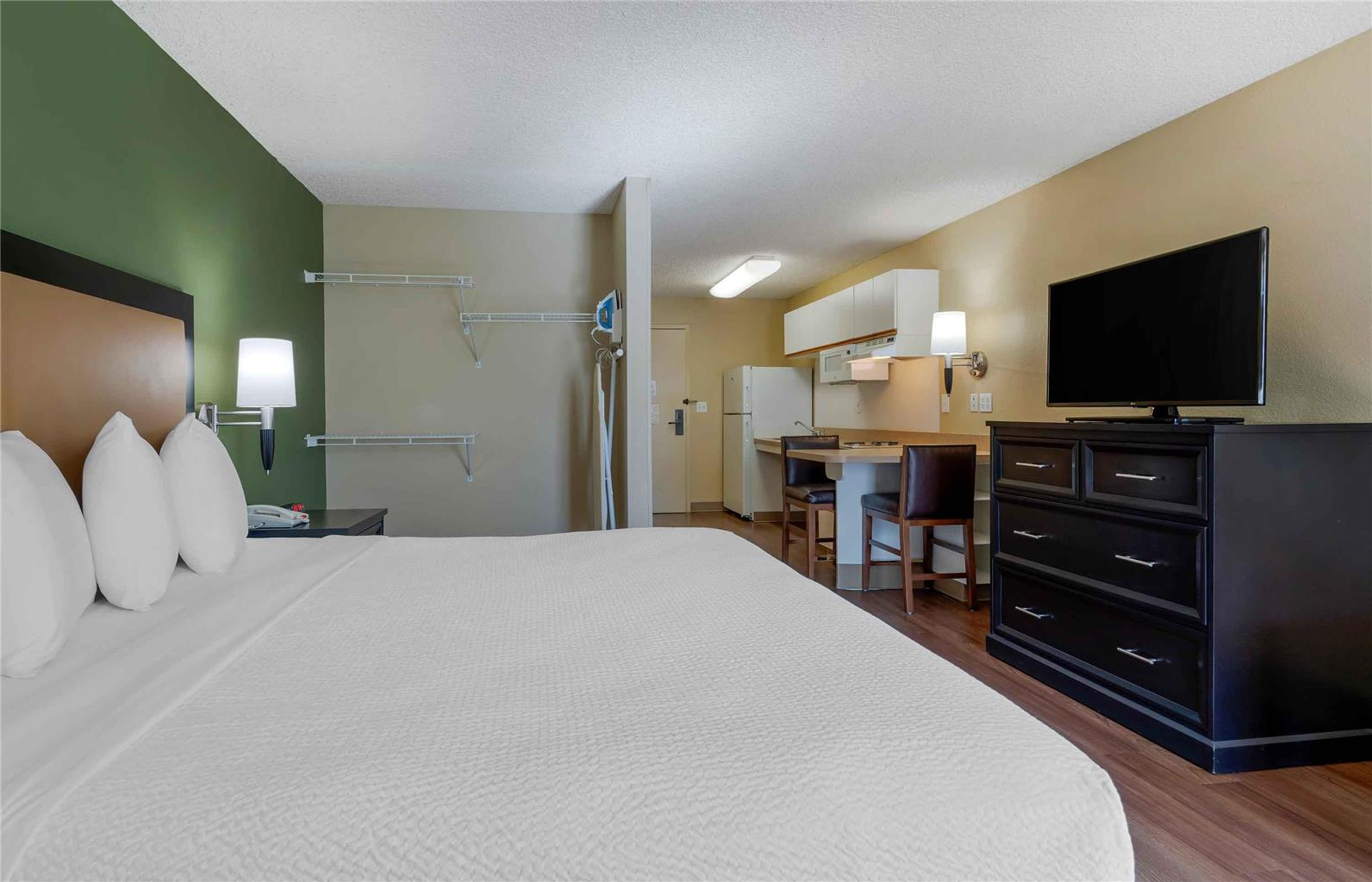 Extended Stay America Suites Fremont Fremont Blvd South - photo 26