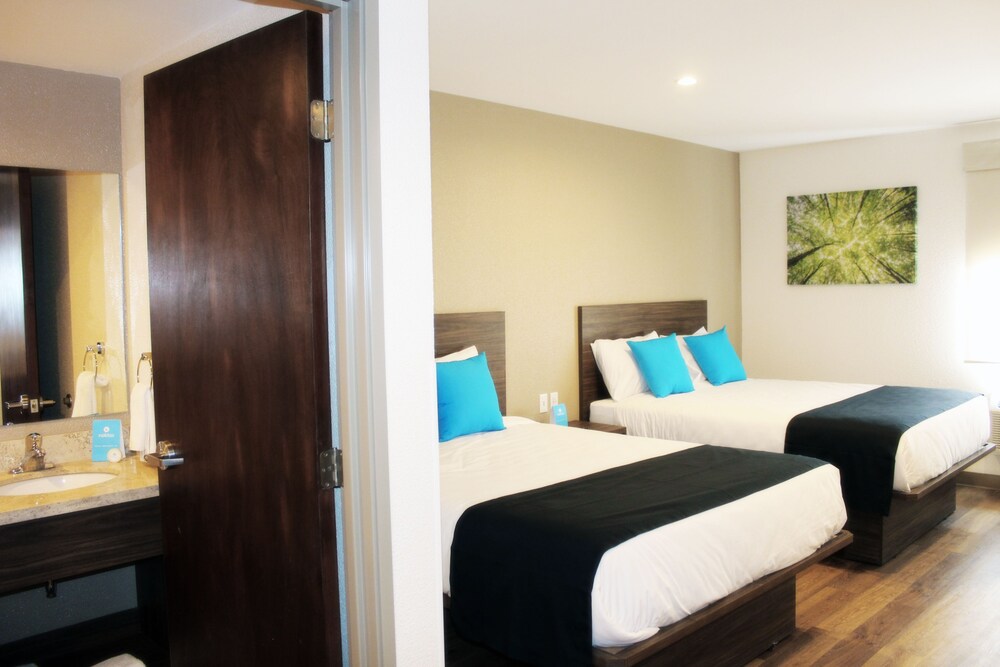 NOKTOS Extended Querétaro in Queretaro, Mexico