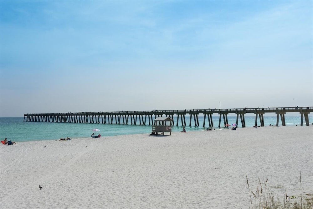 Navarre Towers 1205 - photo 18