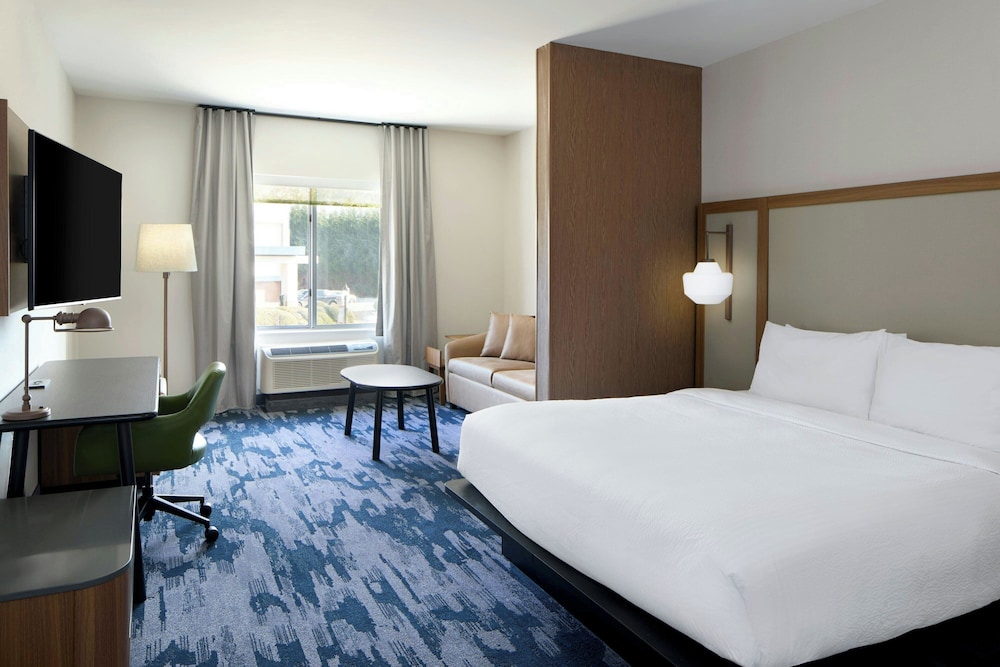 Fairfield by Marriott Inn & Suites Cornelia - photo 8
