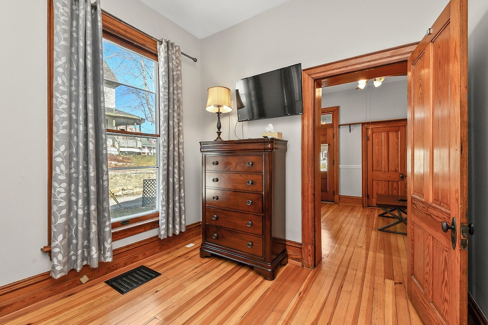 Captain Wohlt Inn Bed & Breakfast - photo 29