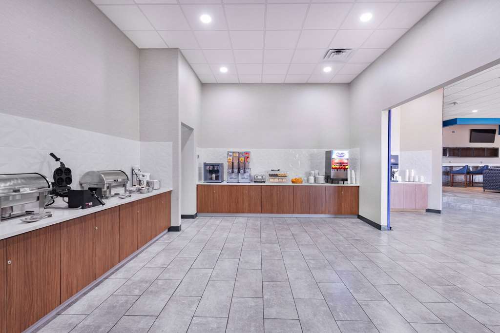 Hawthorn Extended Stay by Wyndham Wichita Airport - photo 30
