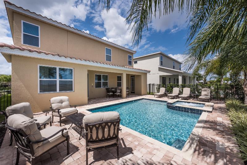Encore Resort Vacation Homes & Waterpark - photo 48