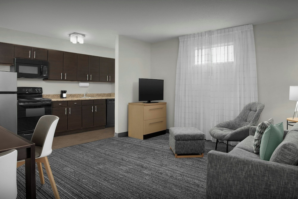 TownePlace Suites by Marriott Pensacola - photo 22