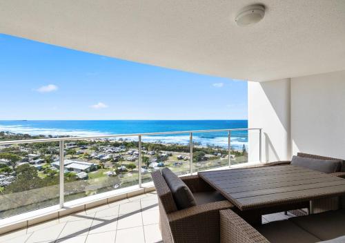 Sensational Ocean View 2 Bedroom Apartment — 4-Star Luxury Hotel in Maroochydore, Australia