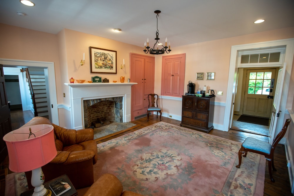 Thomas Rose Inn - last minute hotel in Lewisburg