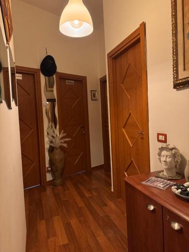 Deluxe City — 4-Star Luxury Hotel in Salerno, Italy