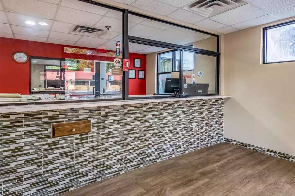 Americas Best Value Inn Opelika - photo 7