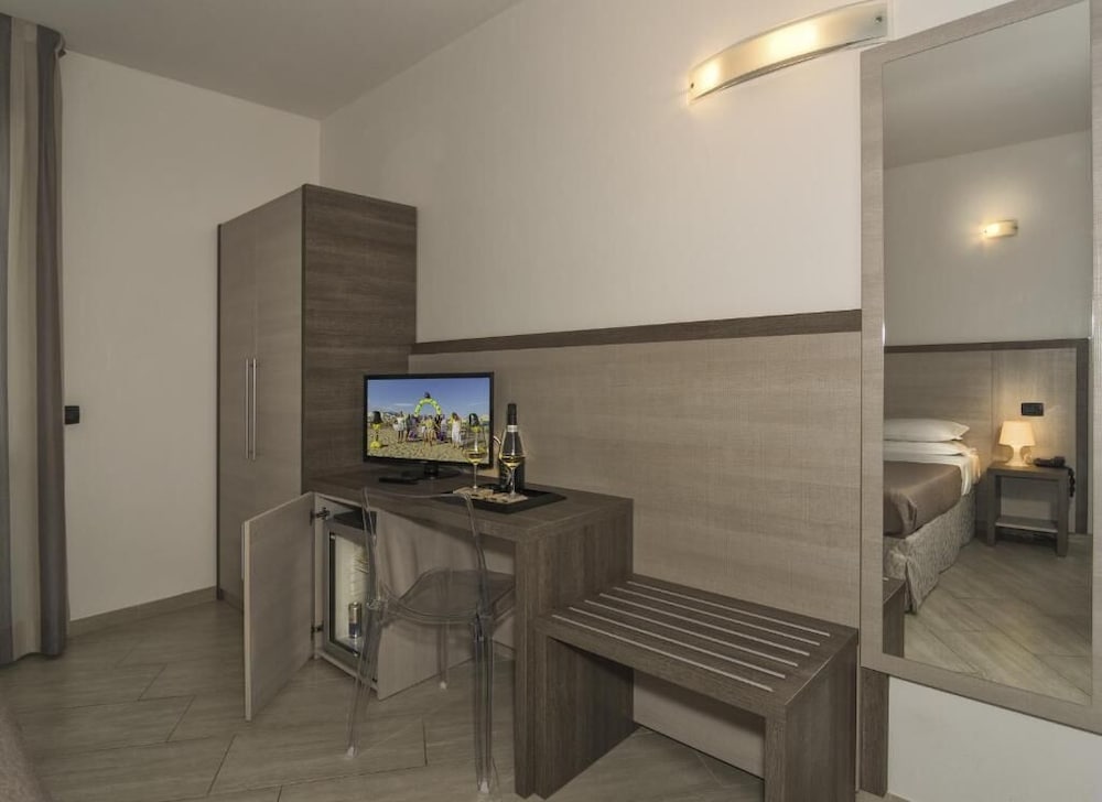 Hotel Lido Inn — Camaiore — photo 4