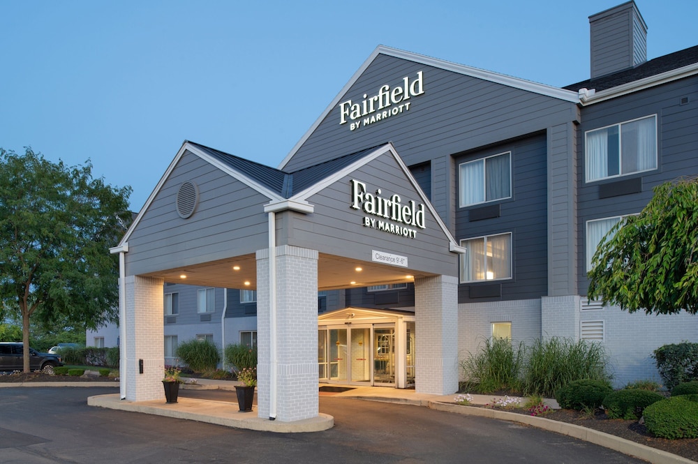 Fairfield Inn Suites Dayton Troy — Troy