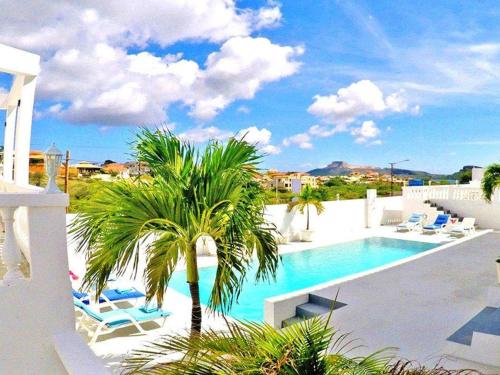 Appartement Chandon 4 pers — 4-Star Luxury Hotel in Willemstad, CURAÇAO