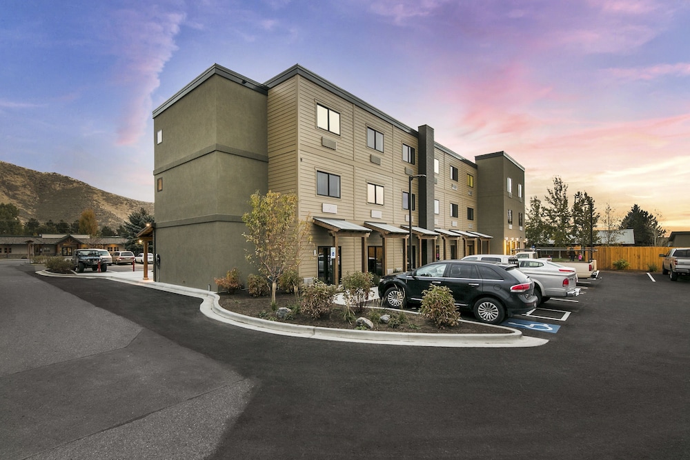 Silver Creek Hotel - photo 83