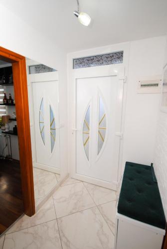 Apartman Alchemist I — 4-Star Luxury Hotel in Kozarska Dubica, Bosnia and Herzegovina