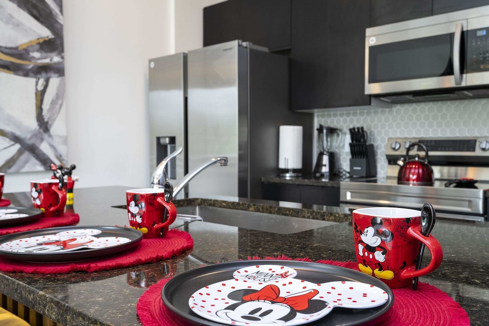 Marvelous 3Bd Close To Disney W Gameroom @ 3409 - photo 15