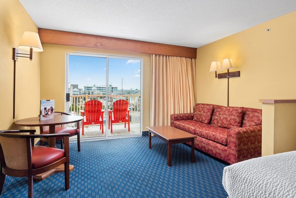 Bonita Beach Hotel - photo 12