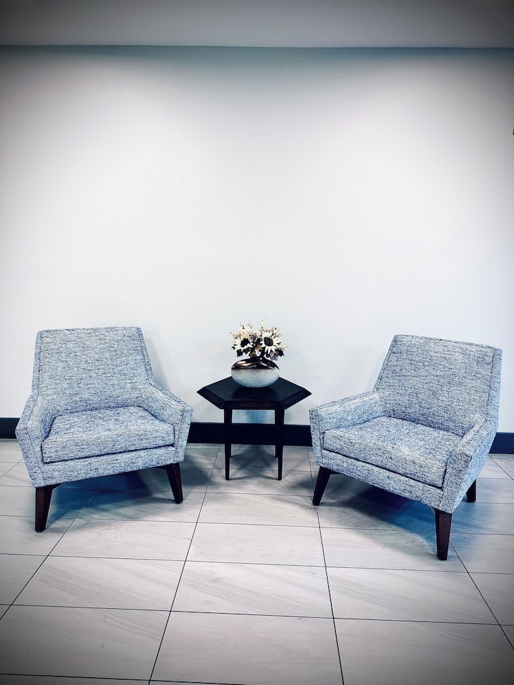 Holiday Inn Express Hotel & Suites Hinesville East Fort Stewart - photo 8
