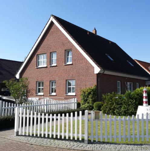 Haus Jodokus Whg Henk — 4-Star Luxury Hotel in Kellenhusen, Germany