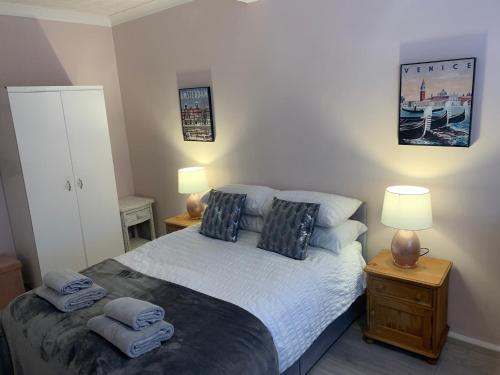 Eastbourne Town centre Maisonette apartment — 4-Star Luxury Hotel in Eastbourne, United Kingdom