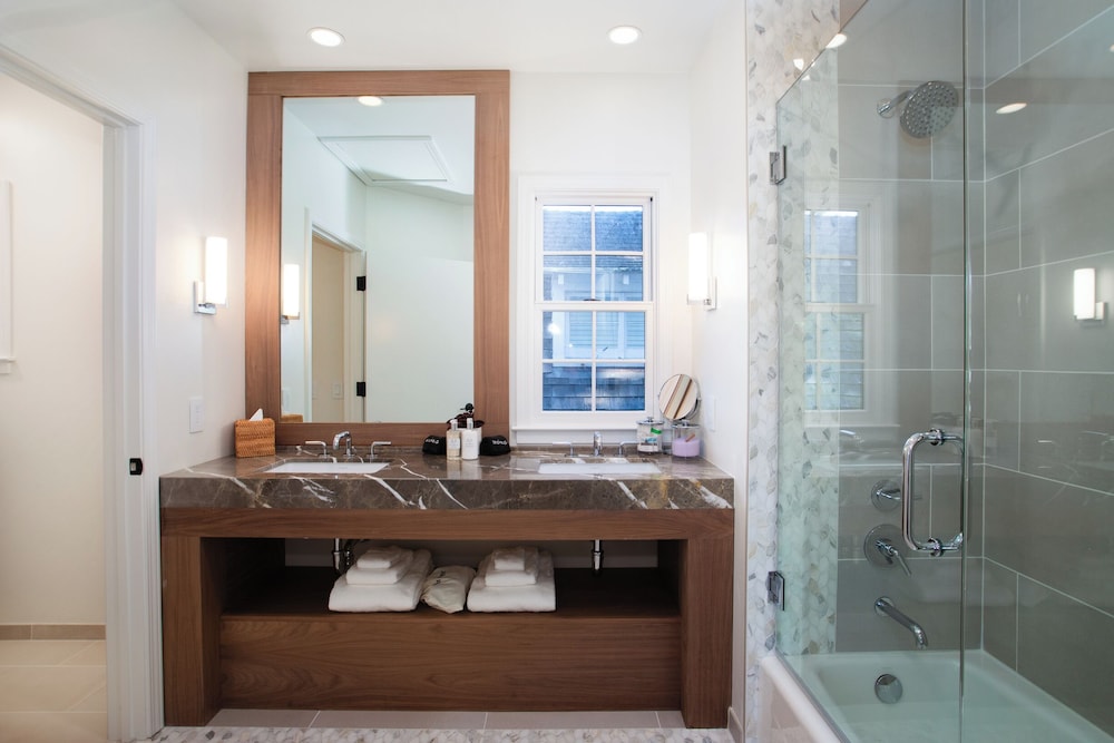 Carmel Beach Hotel - photo 26