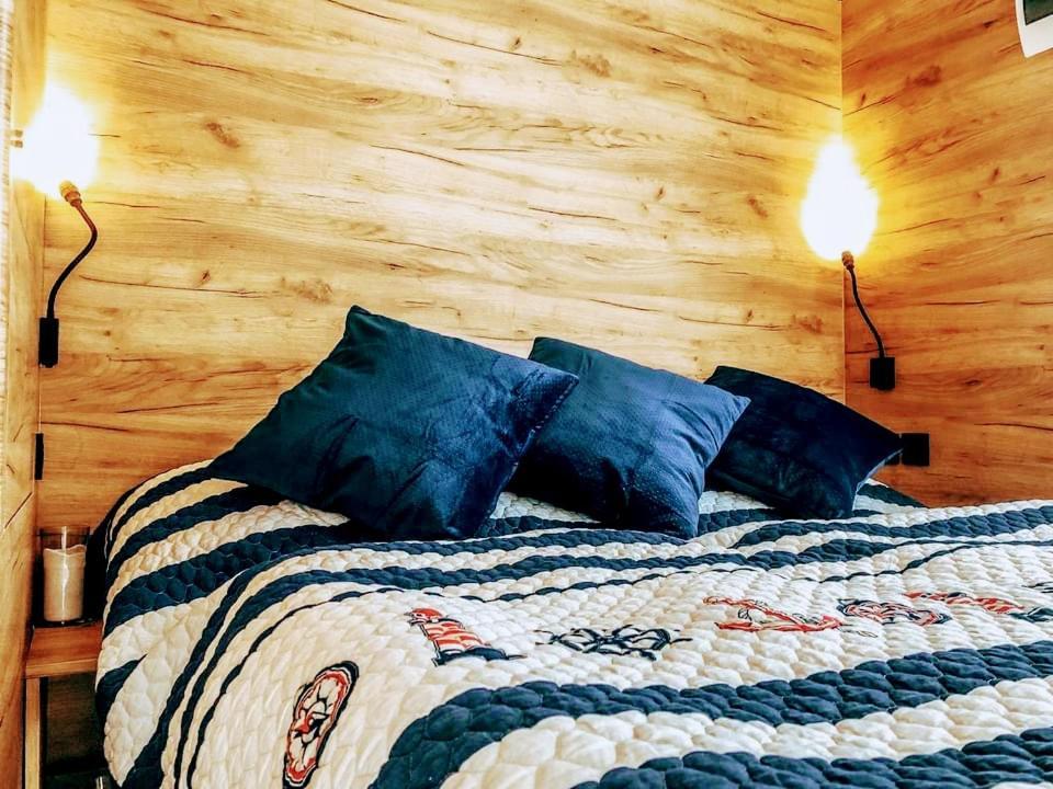 Marina&Glamping Nova Zivohost — hotel in Neveklov