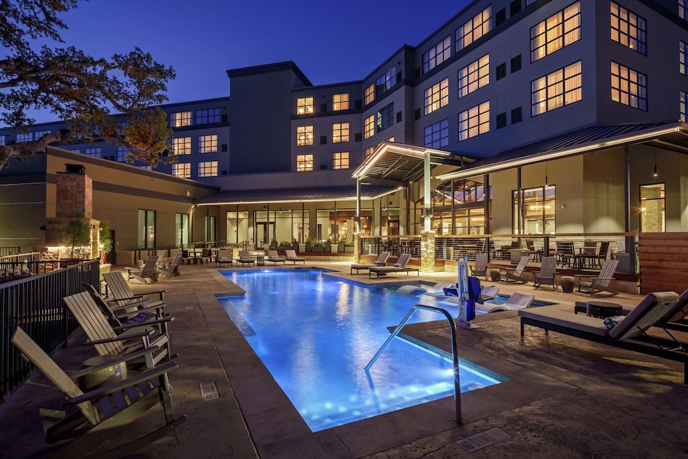 The Bevy Hotel Boerne a DoubleTree by Hilton - photo 20