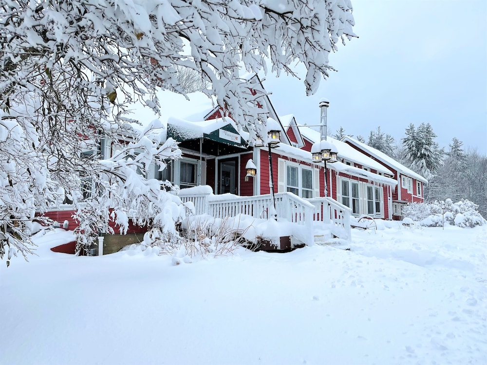 The Vermont Inn - photo 81