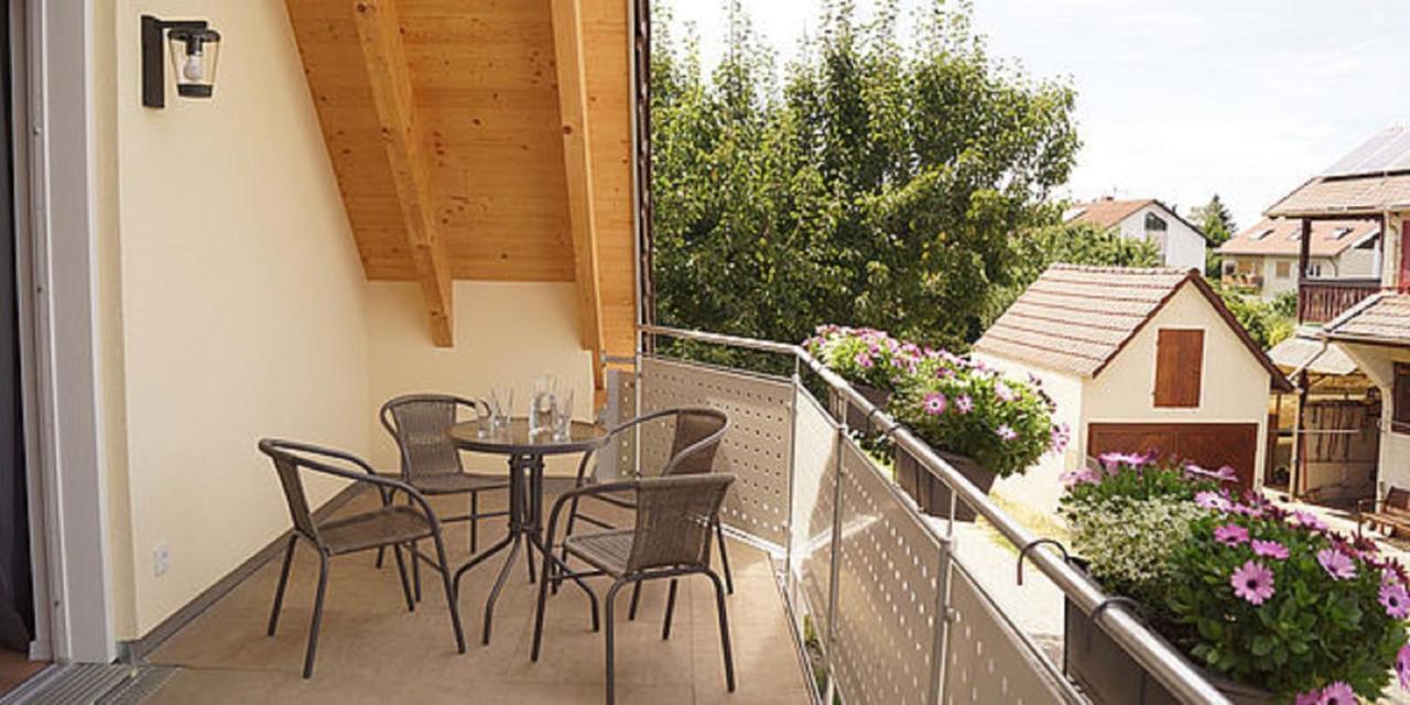 Winzerhof Weber - carbon neutral hotel in Buggingen