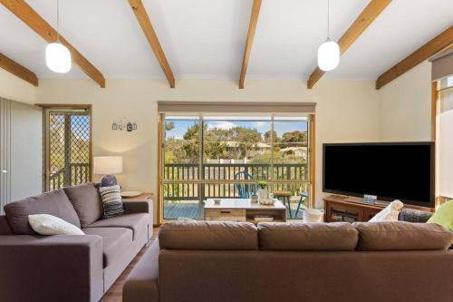 The Azarra Coastal Serenity For Families In Rye — Rye