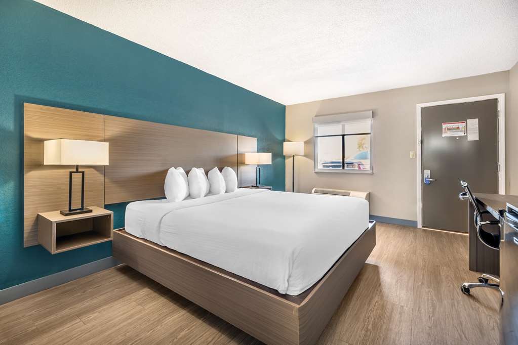 Best Western Green Tree Inn - photo 28