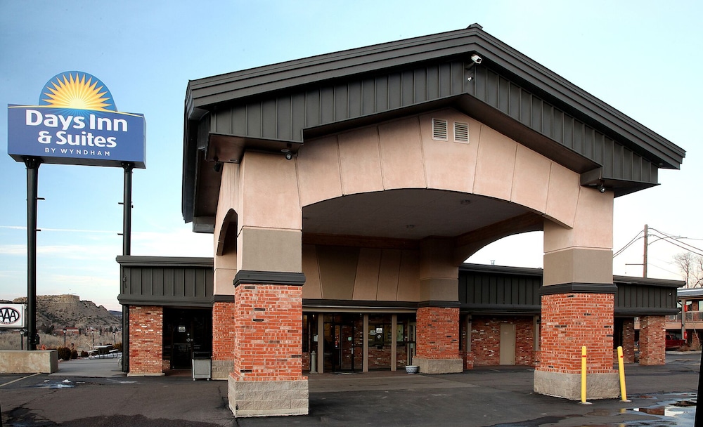 Days Inn & Suites by Wyndham Trinidad - photo 45