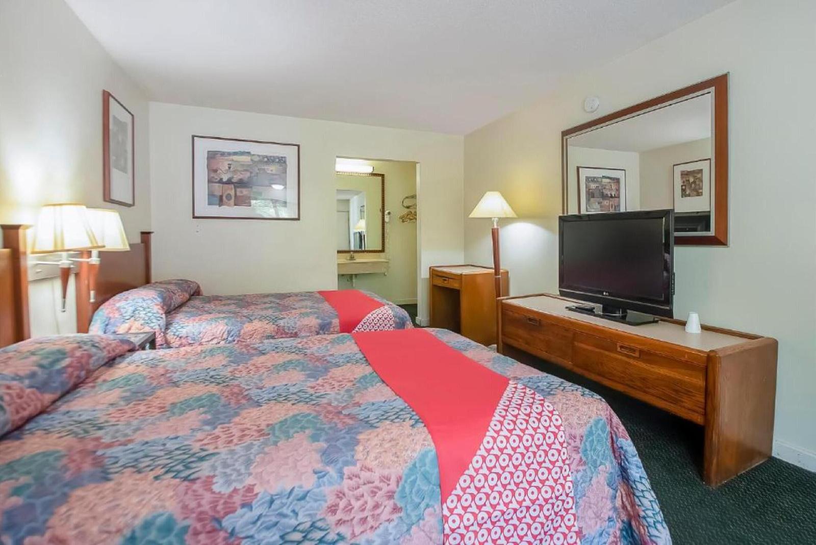 Hotel O Daylight Inn Elkhart I 90 IN - photo 25