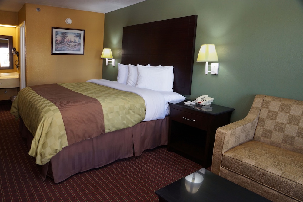 Executive Inn Opp - photo 11