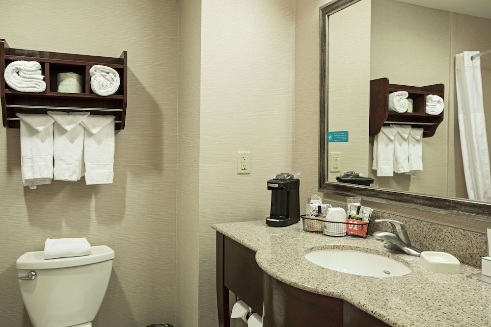 Hampton Inn & Suites Prescott Valley - photo 29