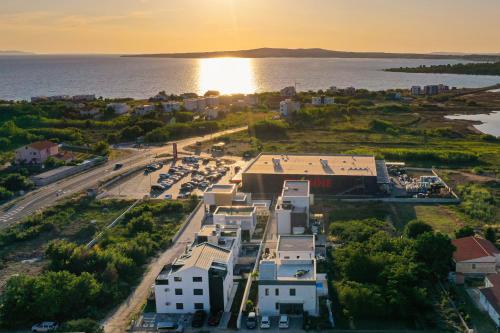 NEW Sea House Villa Katarina — 4-Star Luxury Hotel in Privlaka, Croatia