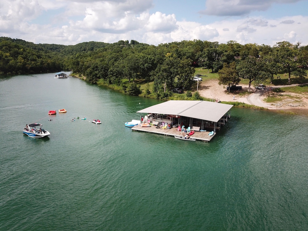 Calm Waters Cabin Resort - photo 98