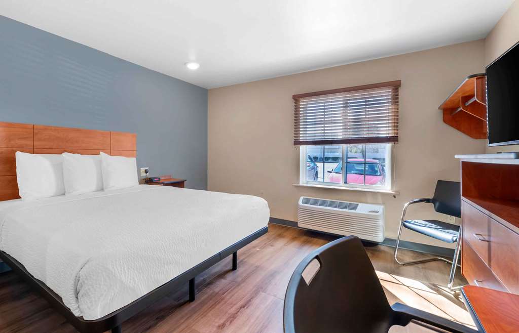 Extended Stay America Select Suites Jacksonville North - photo 12