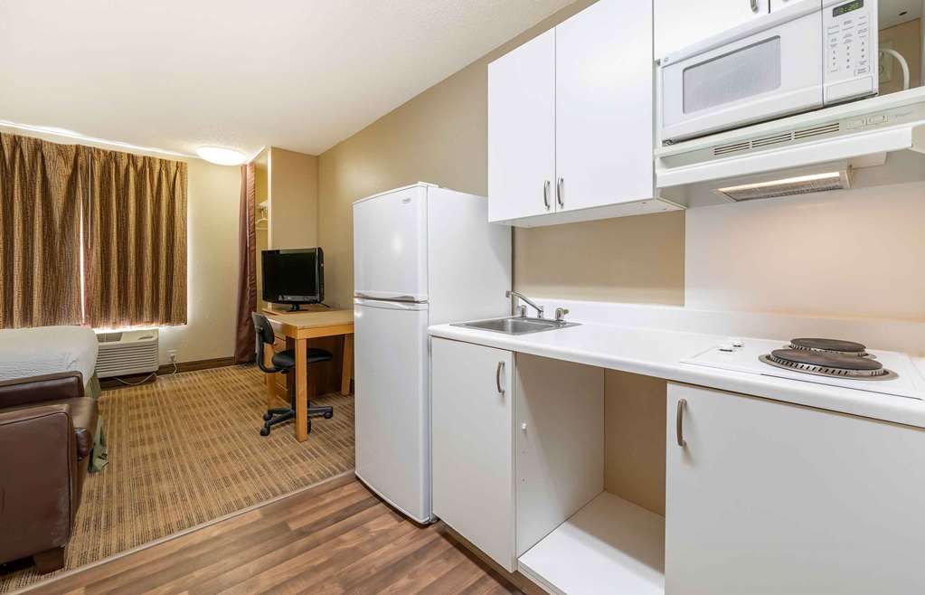 Extended Stay America Suites Cincinnati Blue Ash Kenwood Rd - photo 15