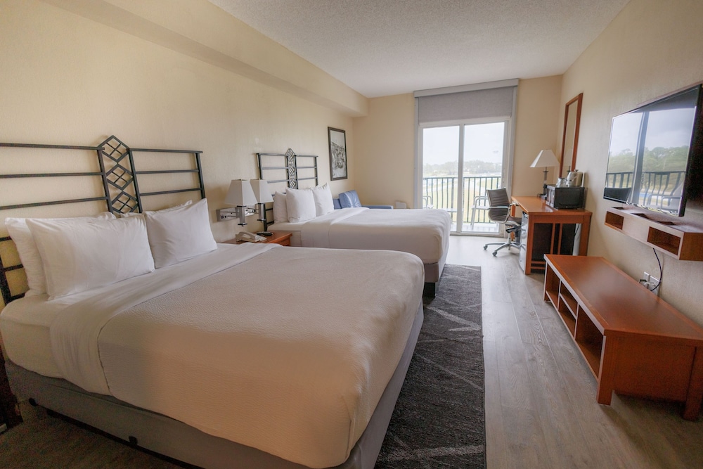 SEVEN Sebring Raceway Hotel - photo 9