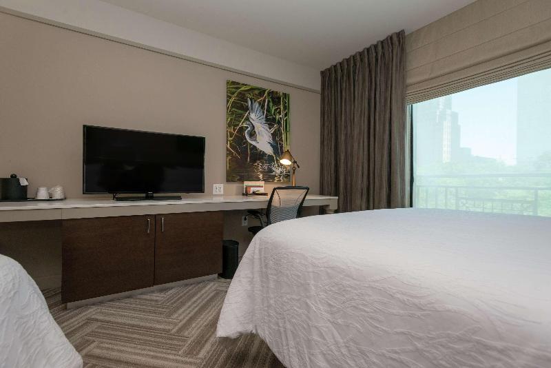 Hilton Garden Inn Mobile Downtown - photo 61