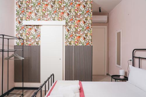 Flower rooms - carbon neutral hotel in Naples
