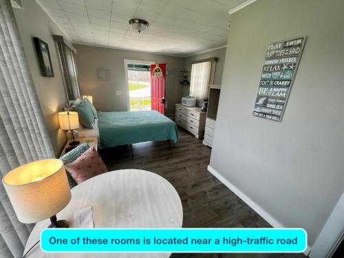 Claddagh Motel & Suites - photo 48