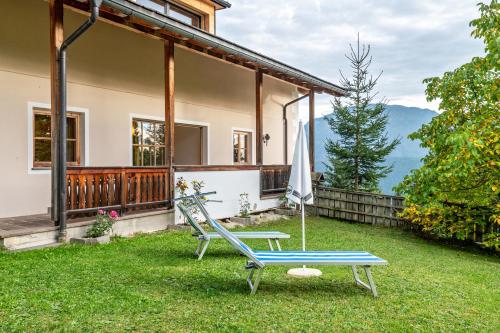 Apartment Funtnatsch — 4-Star Luxury Hotel in Laion, Italy