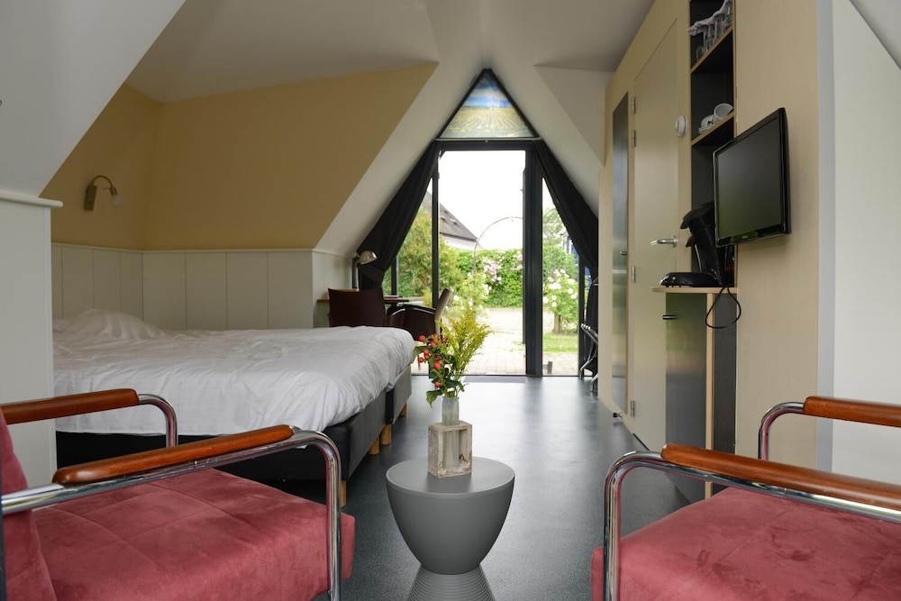 Hotel Restinn Oosterleek in Hoorn, Netherlands