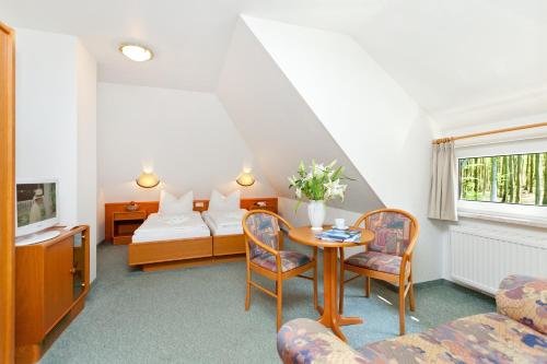 Restaurant & Hotel Baumhaus Hagen — hotel in Sassnitz