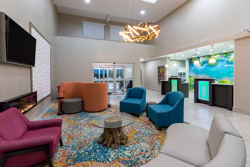 La Quinta Inn & Suites by Wyndham New Braunfels - photo 62