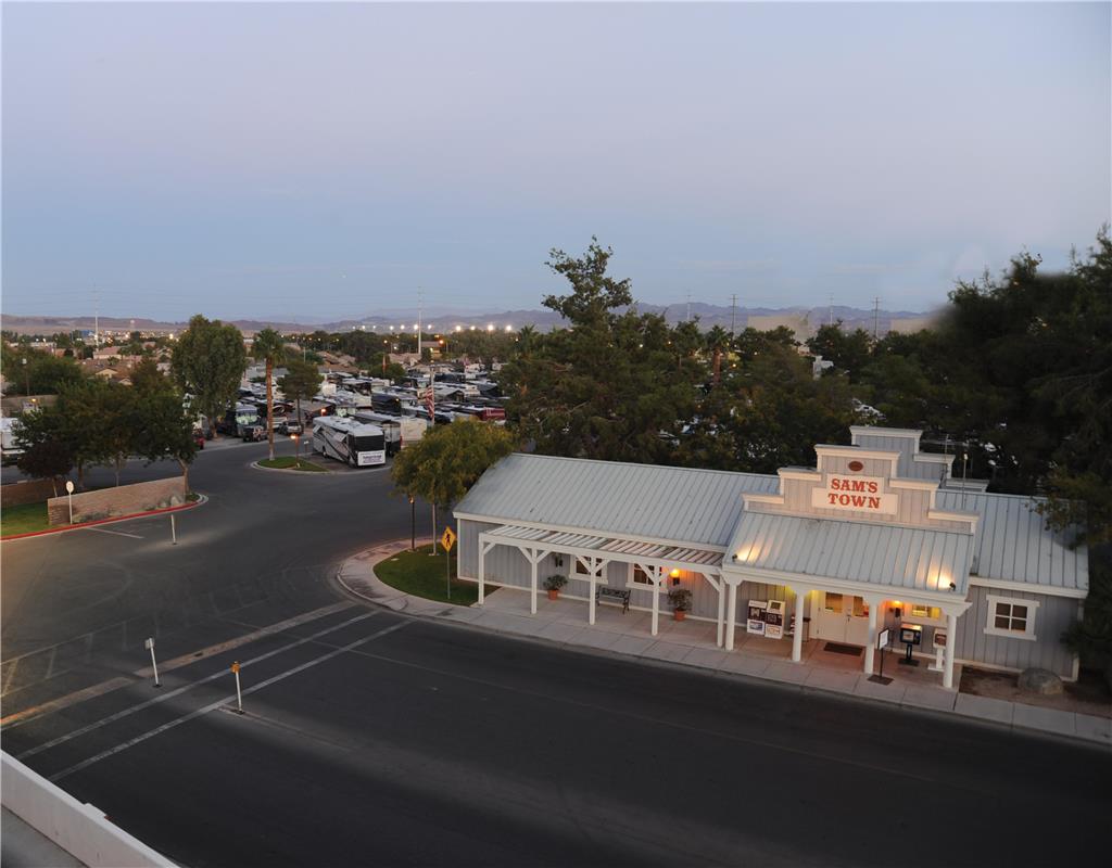 Sam's Town Hotel & Gambling Hall - photo 36