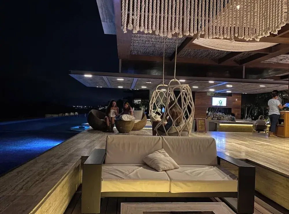 2BD Oceanfront Presidential Suite Solaz Cabo — 4-Star Luxury Hotel in San Jose Del Cabo, Mexico