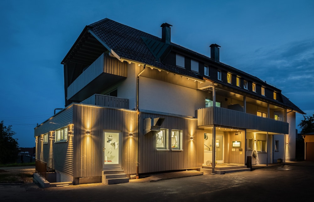 Hotel Sonnenhof — hotel in Neuweiler